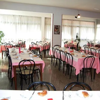 Albatros Hotel