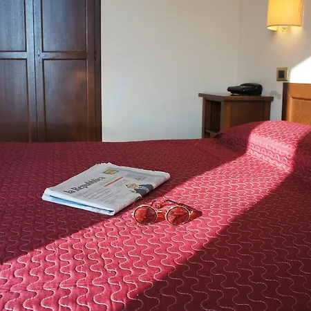 Albatros Hotel 3*