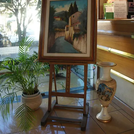Hotel Albatros 3*