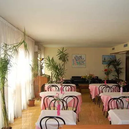 Albatros 3* Calenzano